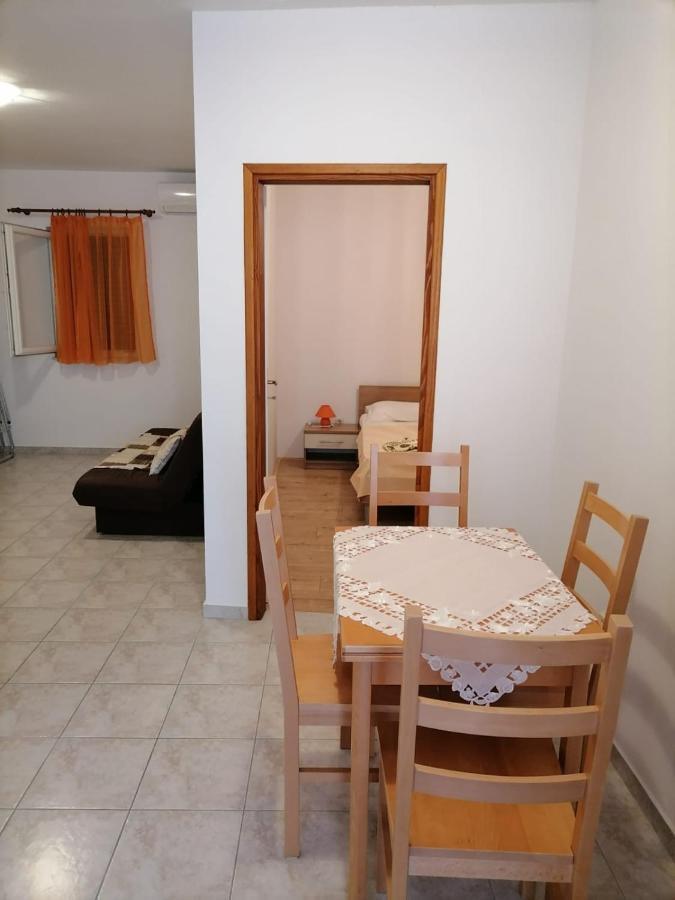 Apartmani Gajeta Biograd Na Moru Exteriér fotografie